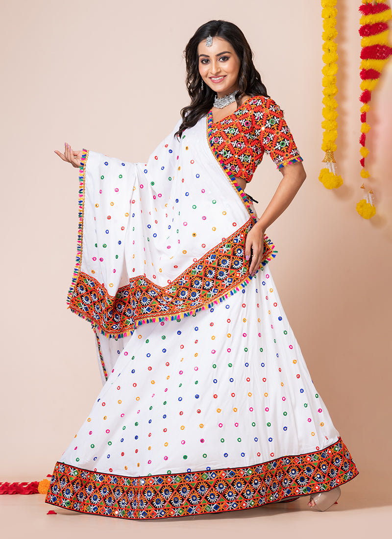 Navratri Chaniya Choli Collection at Hatkay. 