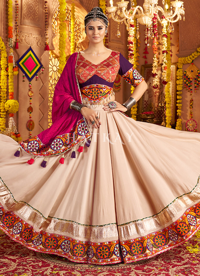 Buy Navratri Designer Chaniya Choli
