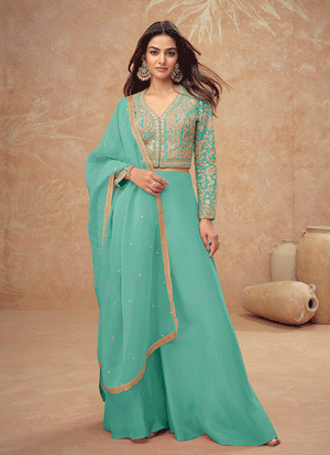 Mehendi Outfits