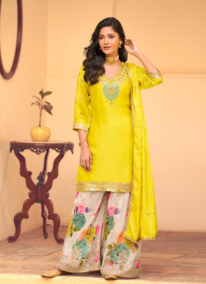 Mehendi Outfits