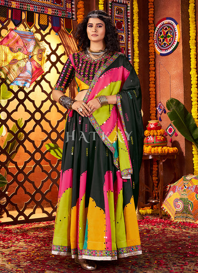 Black Multicolour Kutchi Embroidered Navratri Chaniya Choli