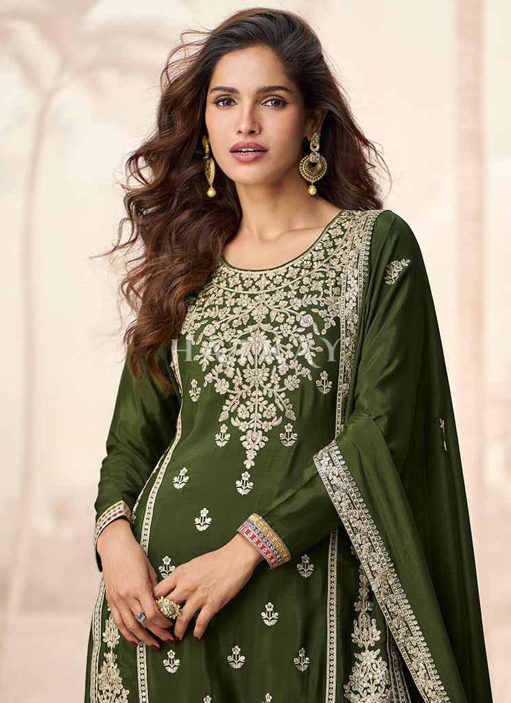 Buy Mehendi Outfit