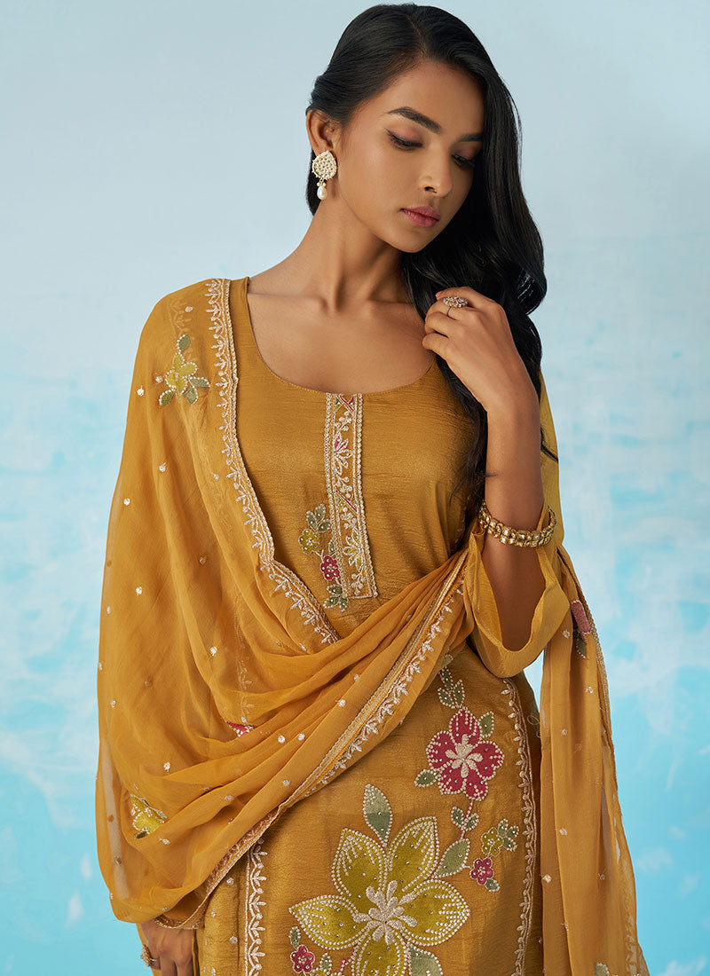 Indian Clothing In Canada