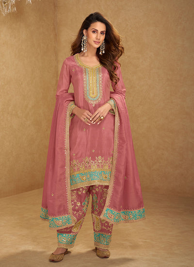 Shop Bollywood dresses for Women Online Worldwide | Hatkay Shop Bollywood dresses for Women Online Worldwide | Hatkay