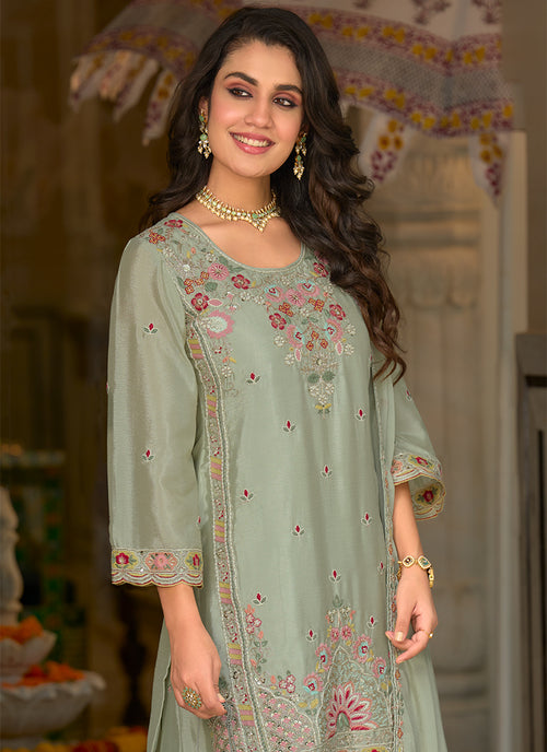 Shop Indian Outfits In Canada