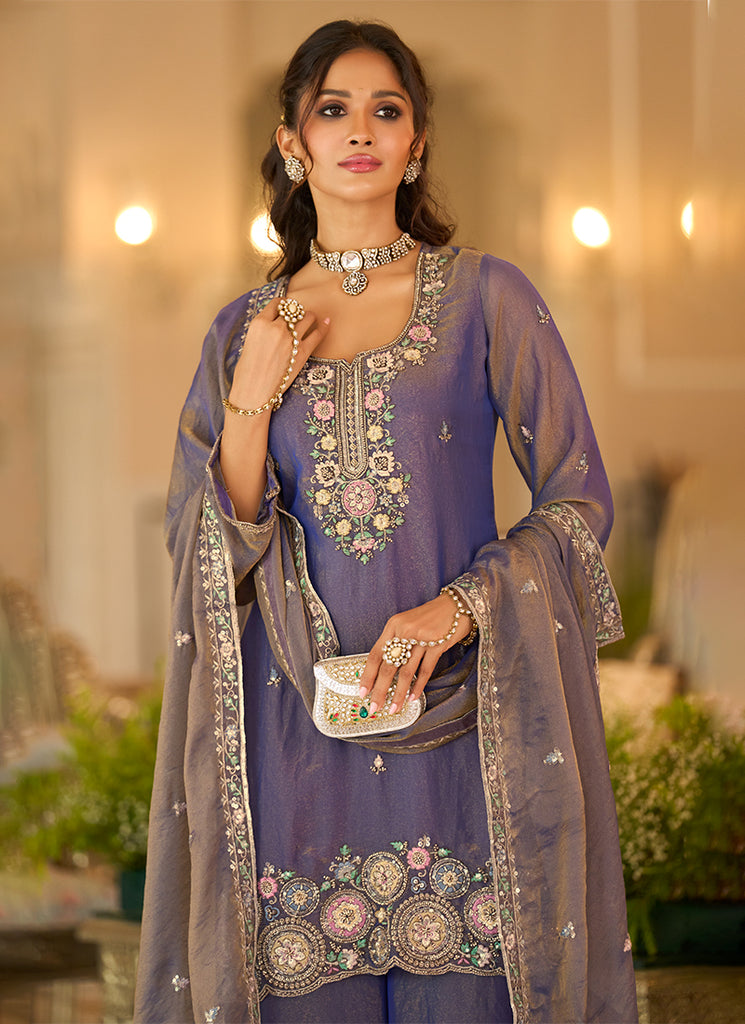 Shop Indian Outfits In USA