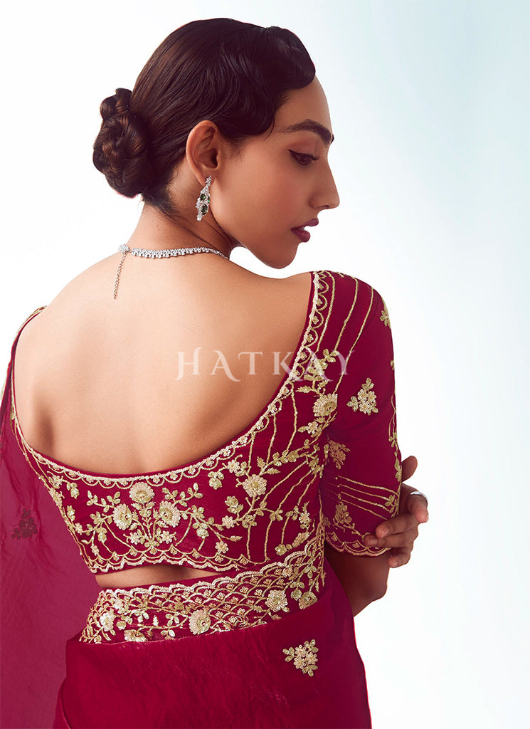 Buy Latest Red Bridal Saree for Wedding In Germany 