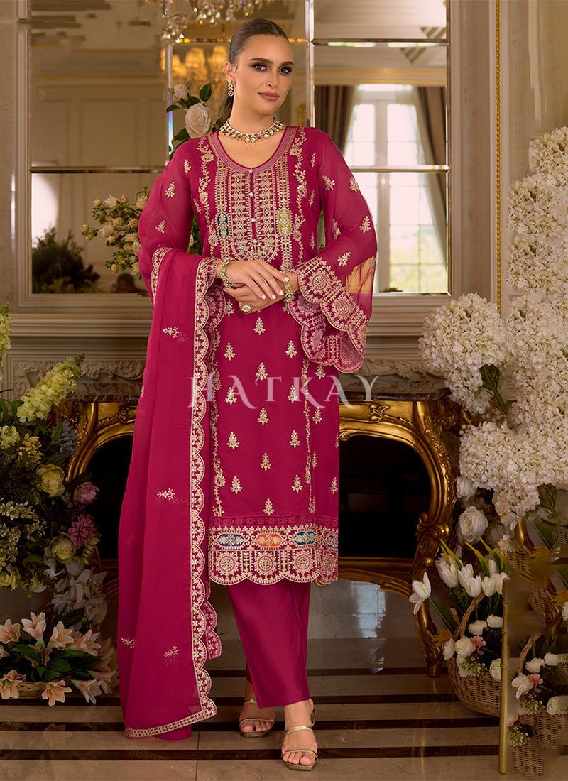 Buy Indian Outfits In USA