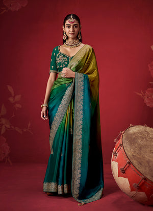 Mehendi Outfits