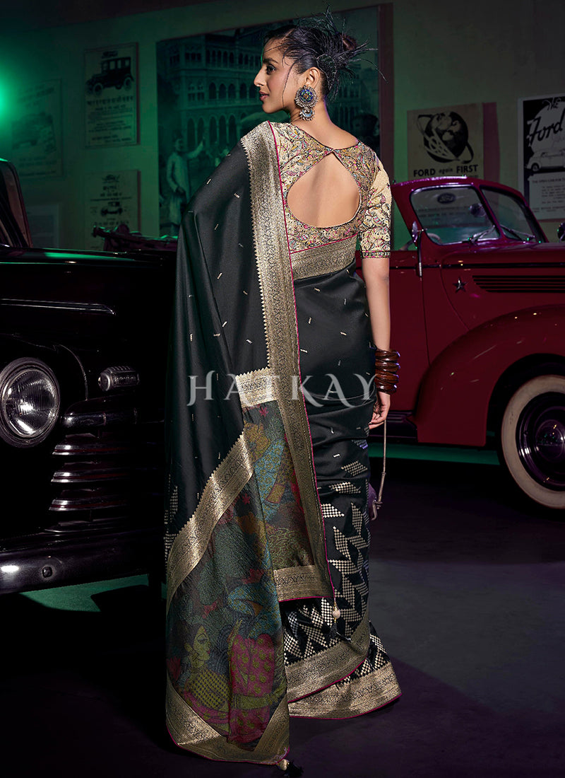 Buy Traditional Sarees
