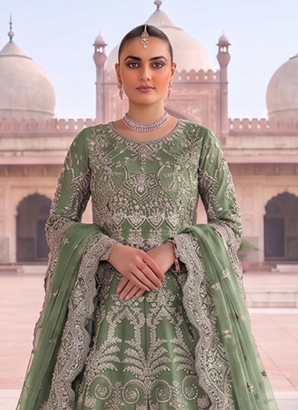 Mehendi Outfits