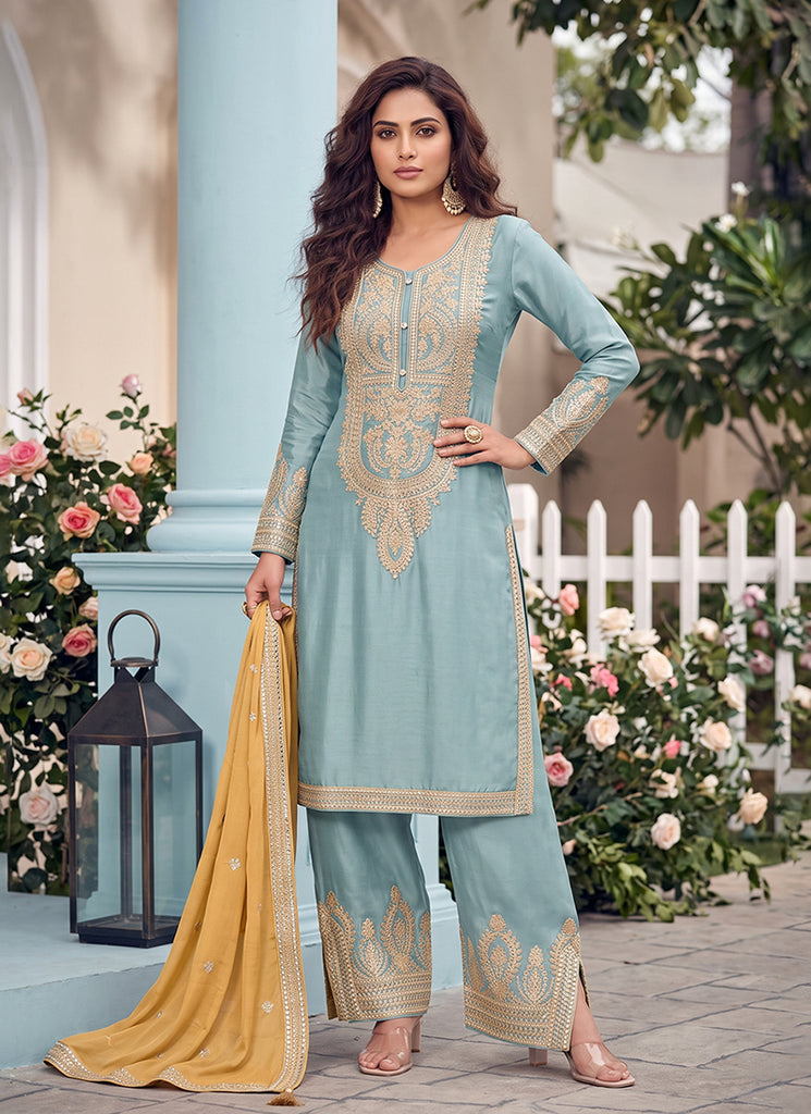 Buy Indian Outfits Online For Women
