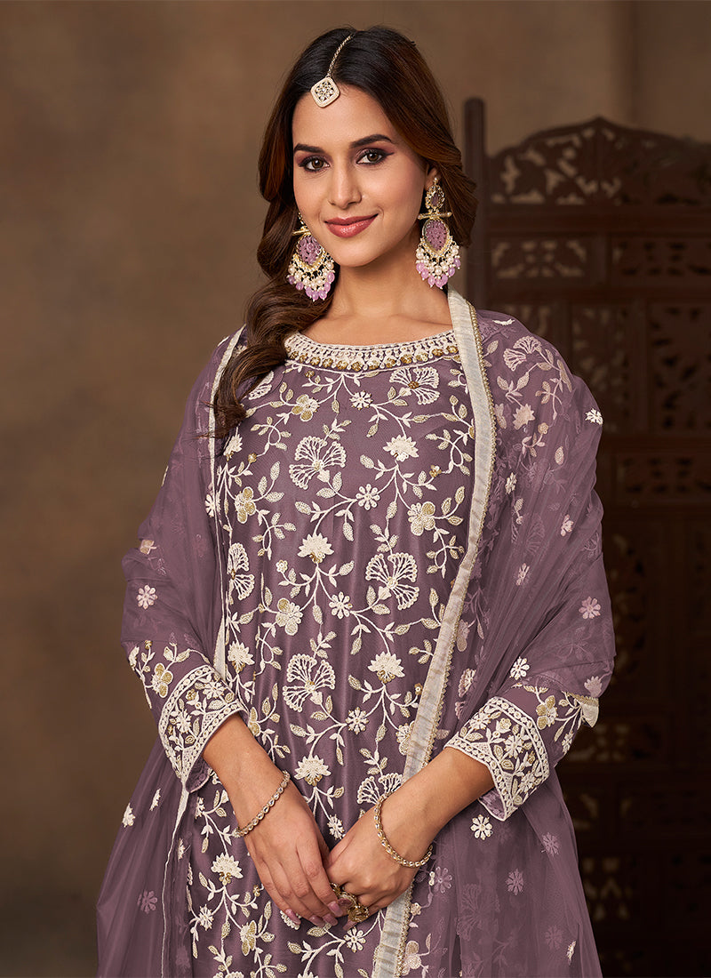 Shop Eid Suits In USA, UK, Canada, Germany, Mauritius, Singapore With Free Shipping Worldwide.