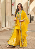 Salwar kameez are casual chameleons! Breezy fabrics and comfy cuts keep you cool. Play with colors, prints, and bottoms at Hatkay.