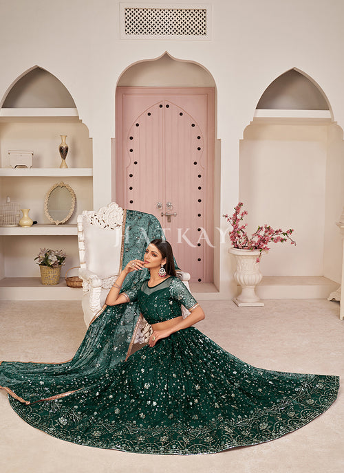 Shop the designer Lehenga Choli for girls at lower price.