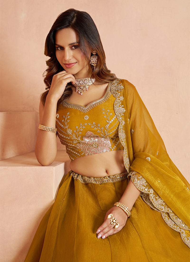 Designer Lehenga Choli Online