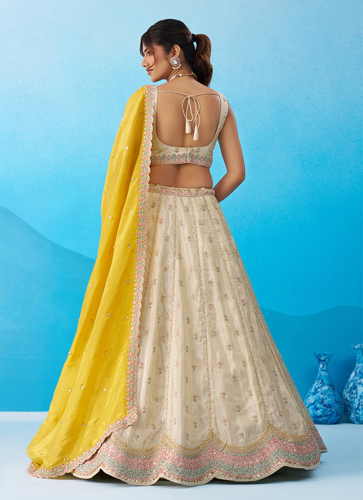 Buy Designer Wedding Lehenga Choli Online