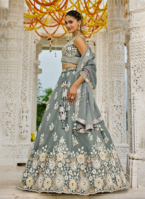 Shop Latest Wedding Lehenga Choli
