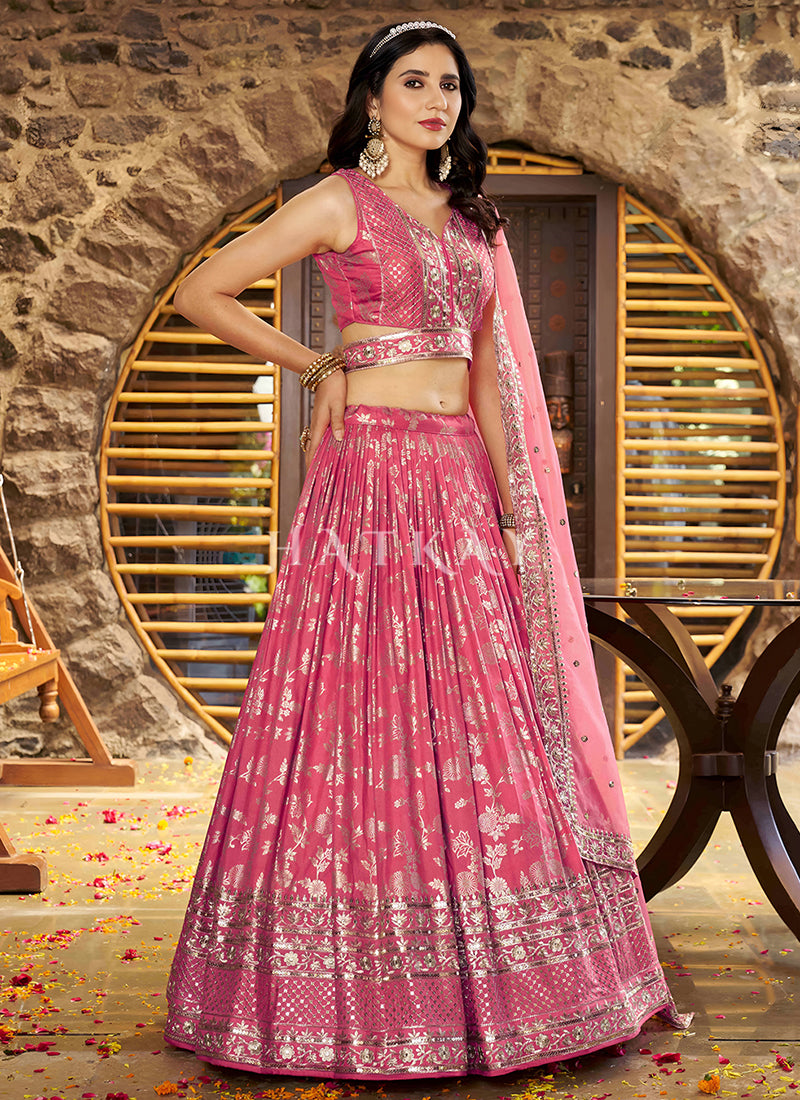 Buy Indian Lehenga In USA, UK, Canada, Germany, Australia With Free Shipping.