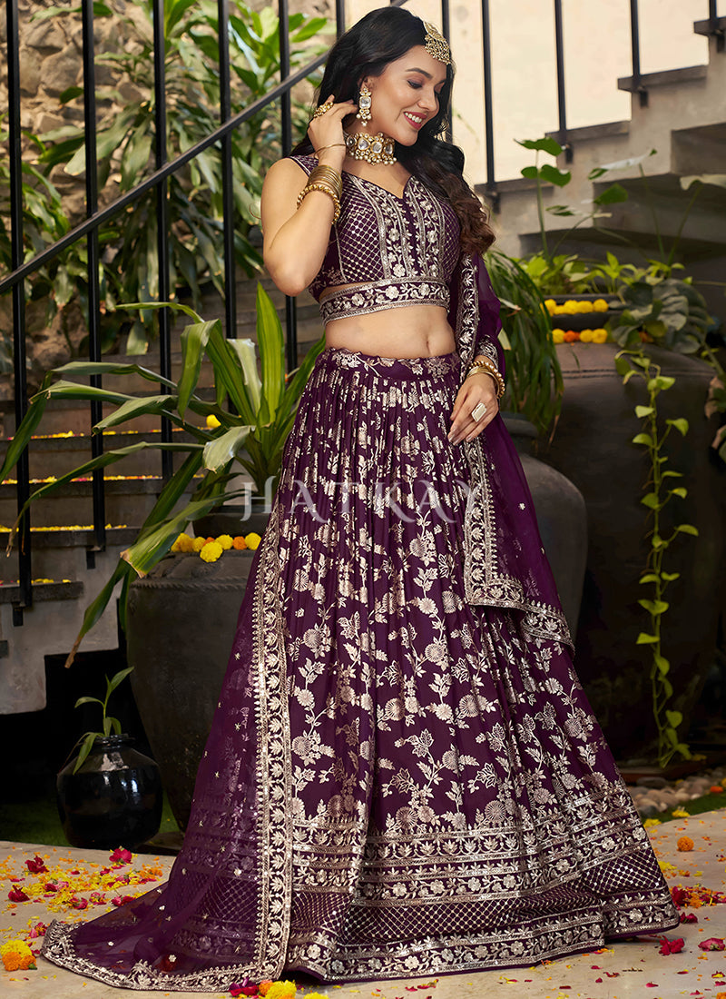 Buy Indian Lehenga In USA, UK, Canada, Germany, Australia With Free Shipping.