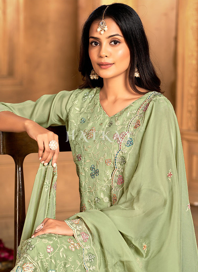 Buy Pakistani Suit
