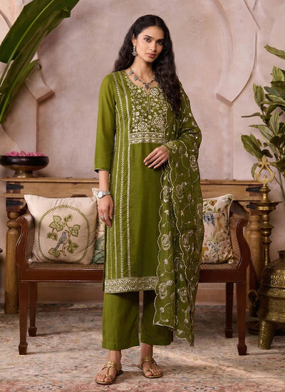 Green Embroidered Pakistani Style Pant Suit
