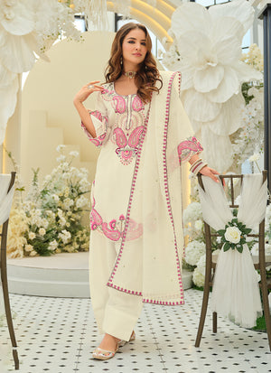 Engagement Outfits