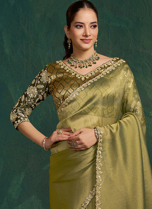 Buy Mehendi Outfit Online