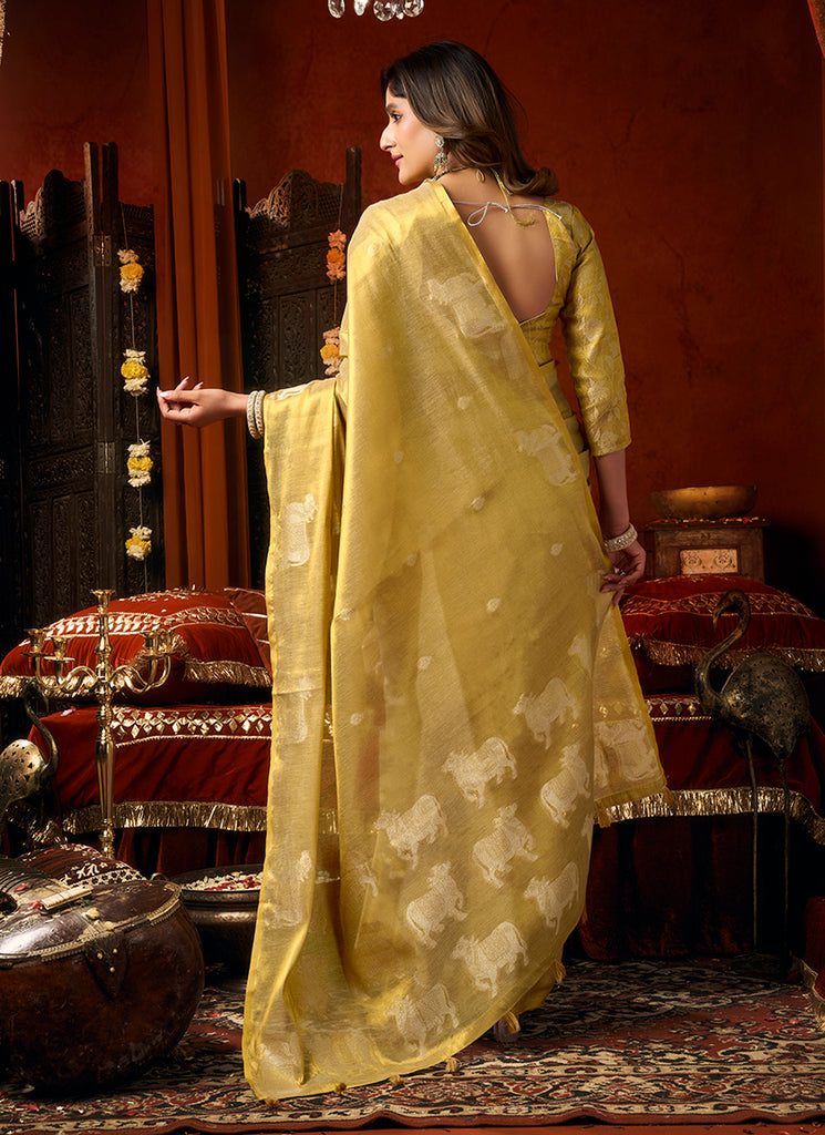 Buy Saree For Women At Hatkay
