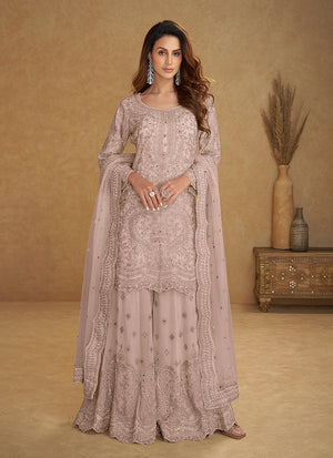 Engagement Outfits