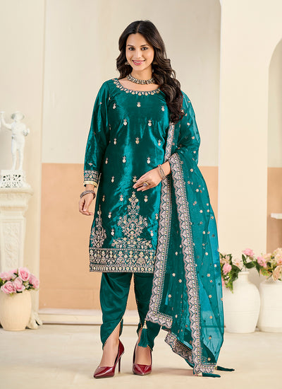 Shop Punjabi Suits for Women Online Worldwide | Hatkay Shop Punjabi Suits for Women Online Worldwide | Hatkay