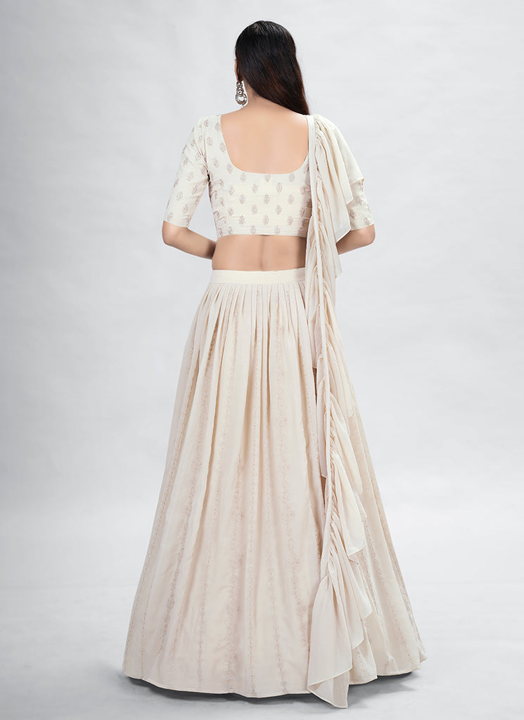 Shop Bollywood Lehengas In USA, UK, Canada, Germany, Mauritius, Singapore With Free Shipping Worldwide.