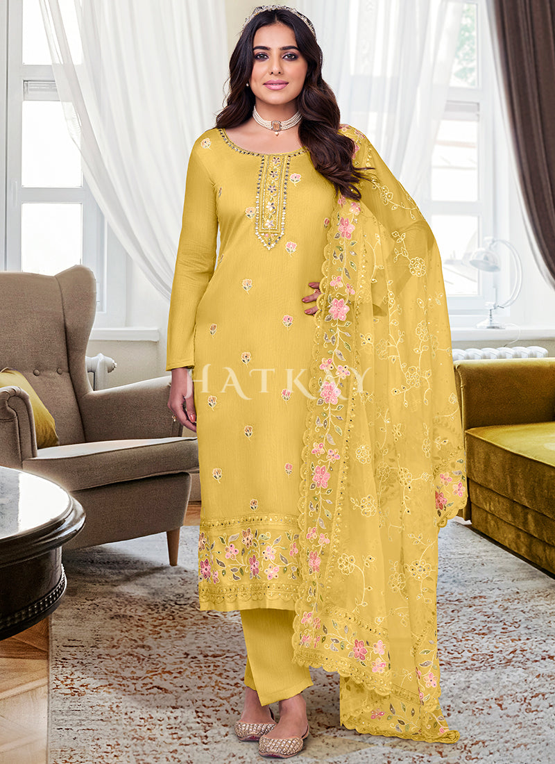 Shop Indian Suits In USA, UK, Canada, Germany, Mauritius, Singapore With Free Shipping Worldwide.