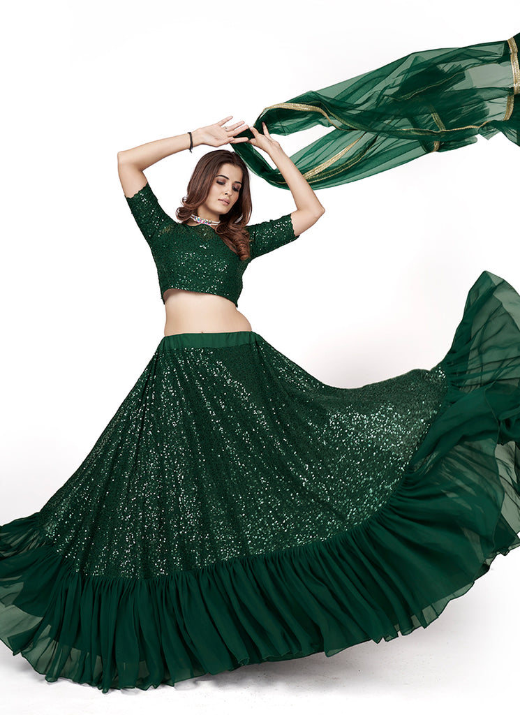 Shop Latest Bollywood Lehenga Online Free Shipping In USA, UK, Canada, Germany, Mauritius, Singapore With Free Shipping Worldwide.