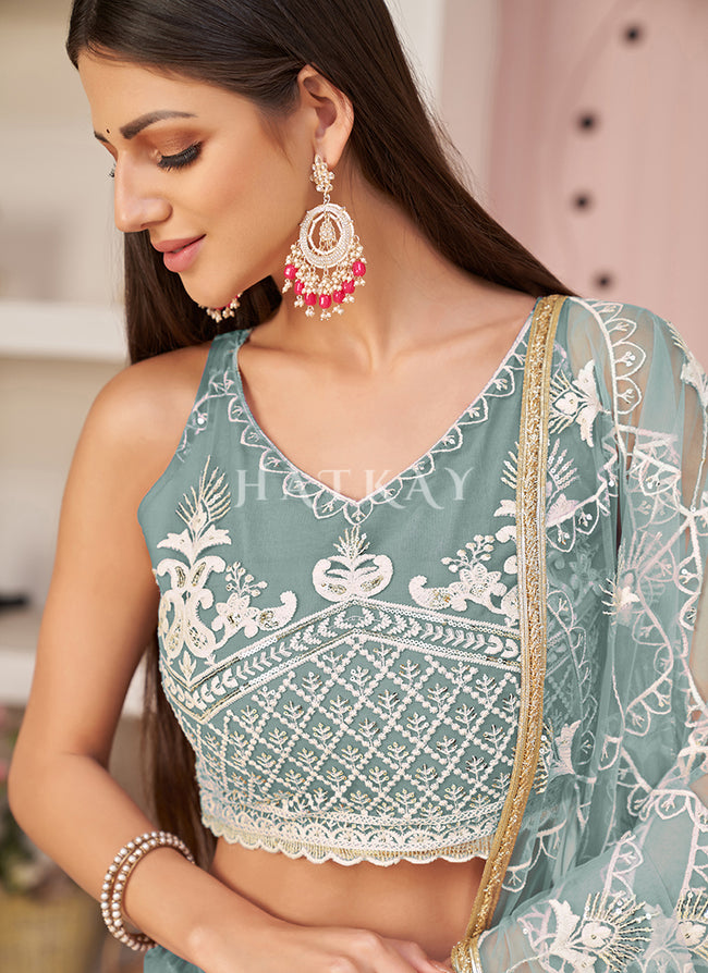 Front Neck Design For Lehenga Choli To Look Amazing