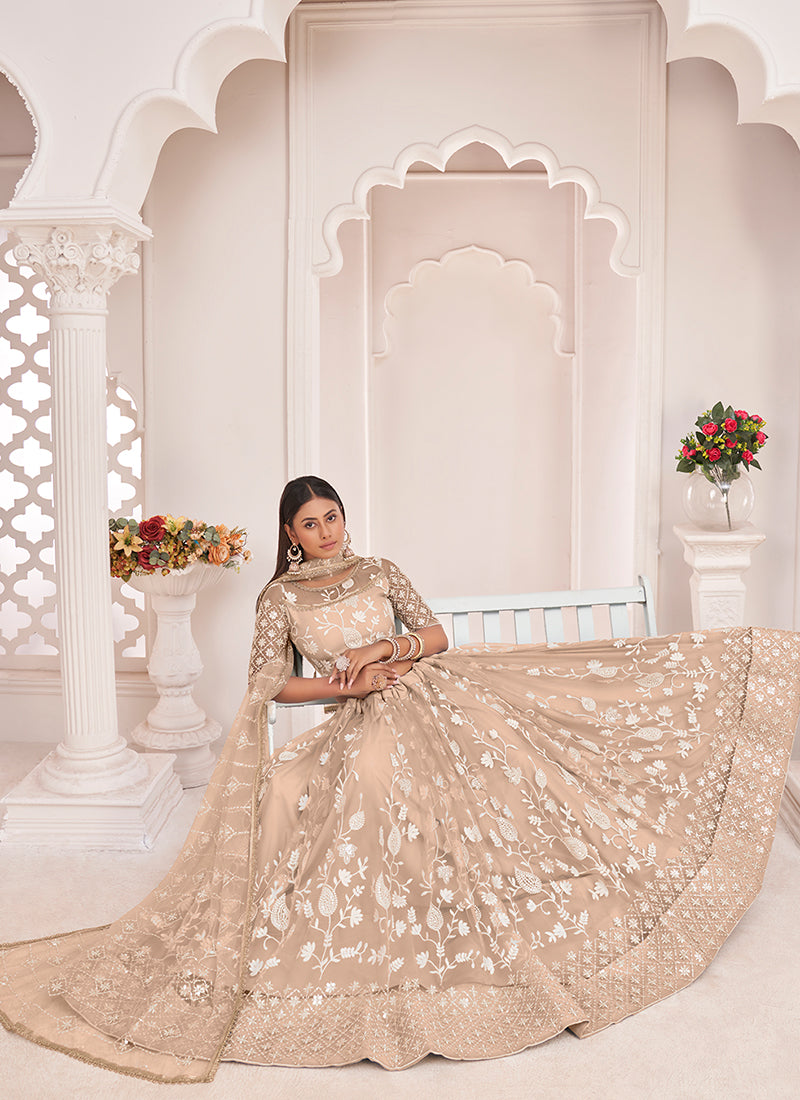 Shop Wedding Lehenga Choli In USA, UK, Canada, Germany, Mauritius, Singapore With Free Shipping Worldwide.