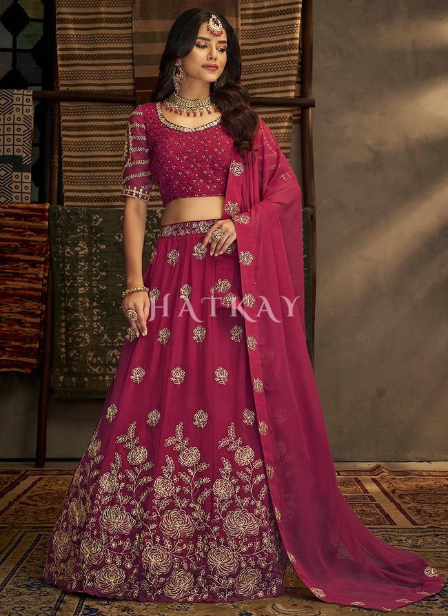 Buy Purvaja PURVAJA Magenta & Gold-Toned Ready to Wear Lehenga & Unstitched  Blouse With Dupatta at Redfynd