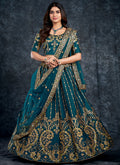 Shop Latest Bollywood Lehenga Online Free Shipping In USA, UK, Canada, Germany, Mauritius, Singapore With Free Shipping Worldwide.