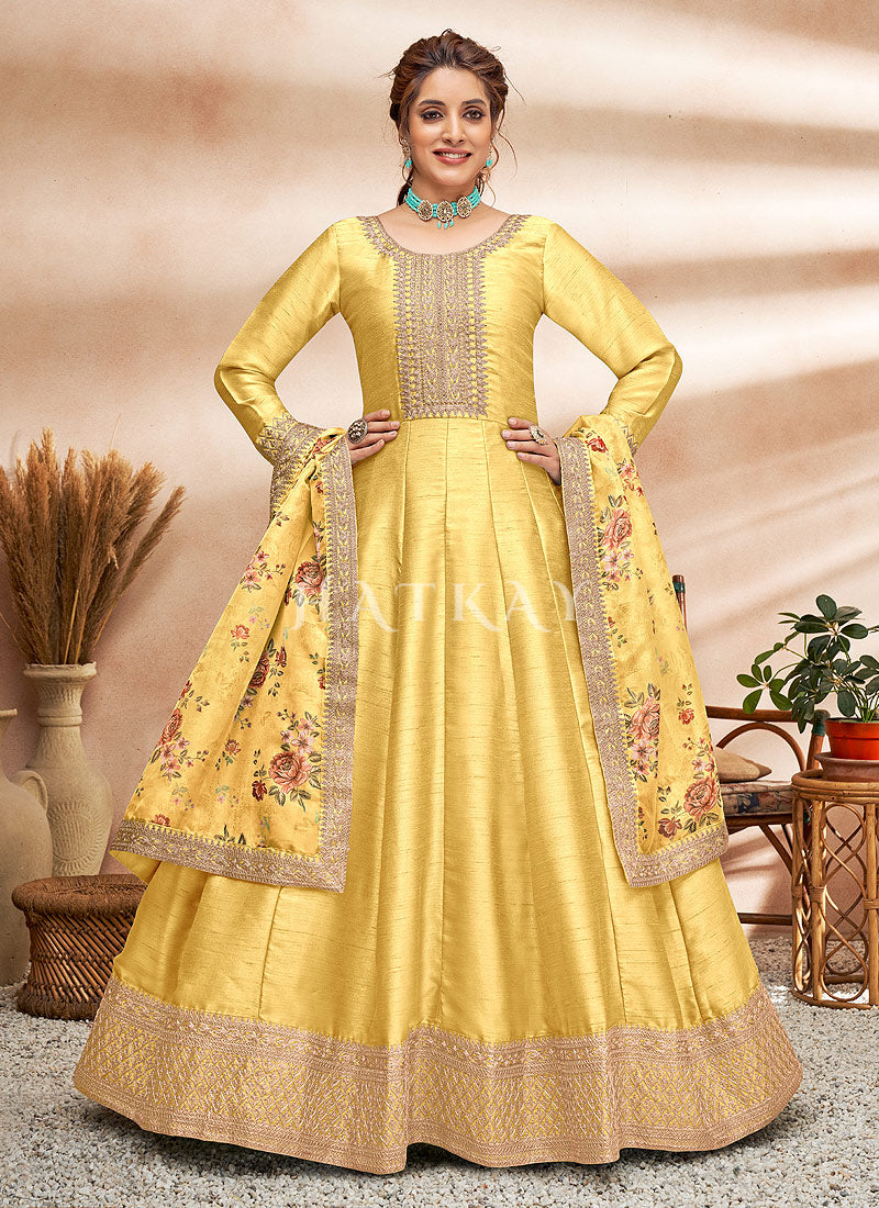 Shop Indian Clothes In USA, UK, Canada, Germany, Mauritius, Singapore With Free Shipping Worldwide.