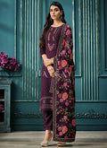 Shop Designer Pakistani Outfits Online Free Shipping In Canada, USA, UK, Germany, Mauritius, Singapore.