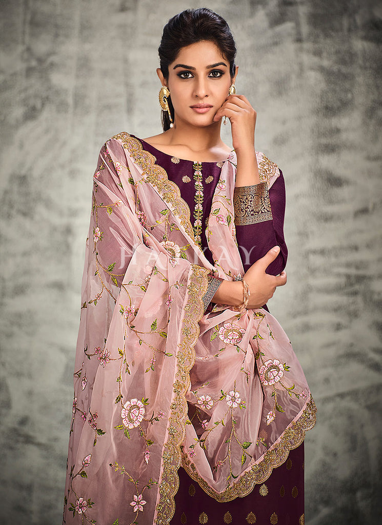 Buy Pakistani Suit 