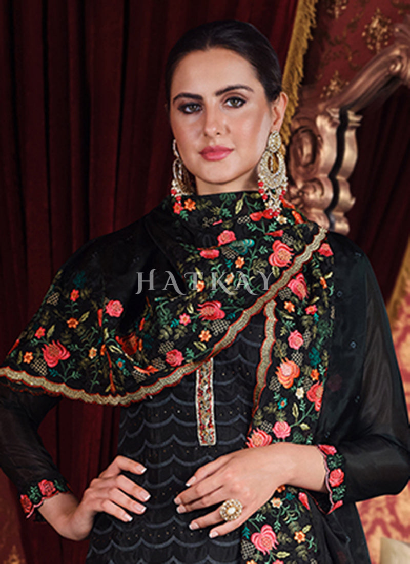 Buy Pakistani Suit