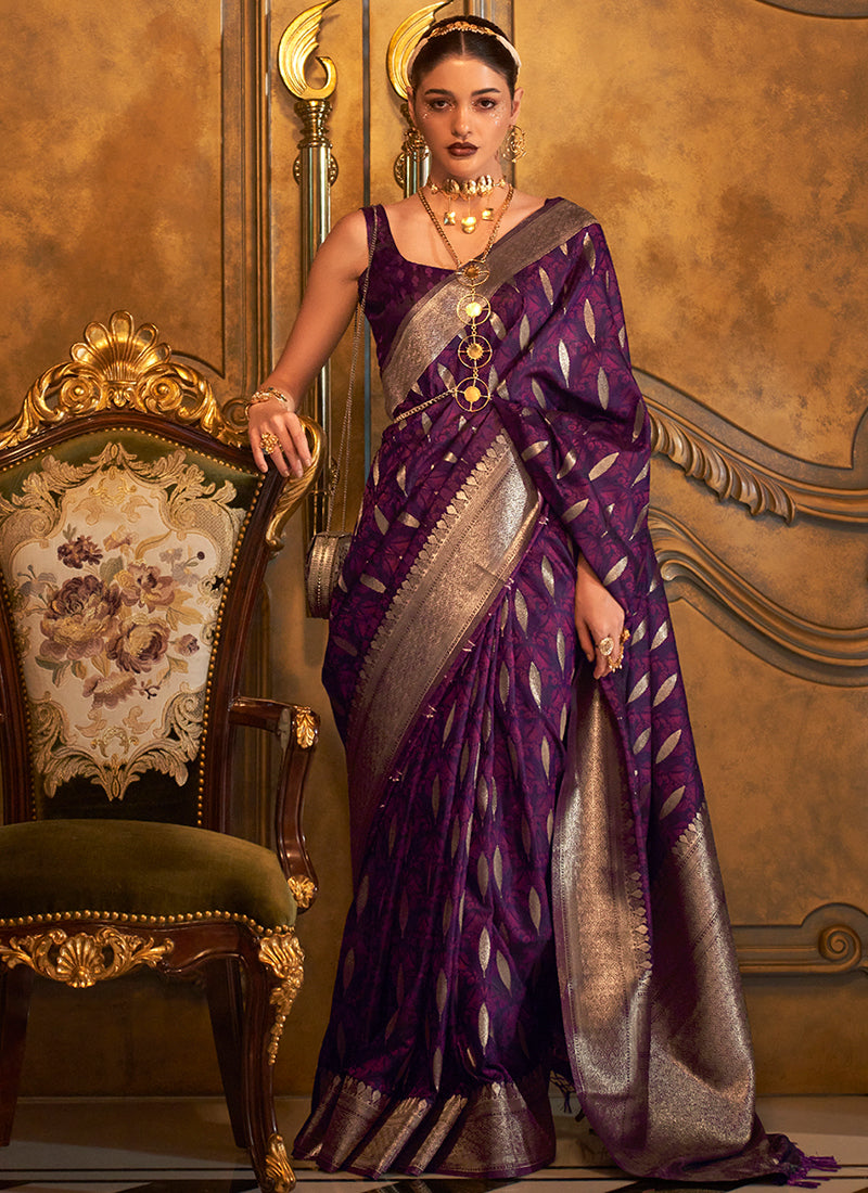 Deep Purple Zari Handloom Weaved Traditional Silk Saree