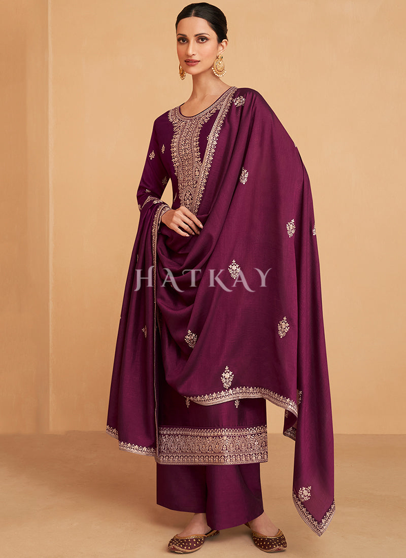 Shop Indian Dresses Online Free Shipping In USA, UK, Canada, Germany, Mauritius, Singapore.