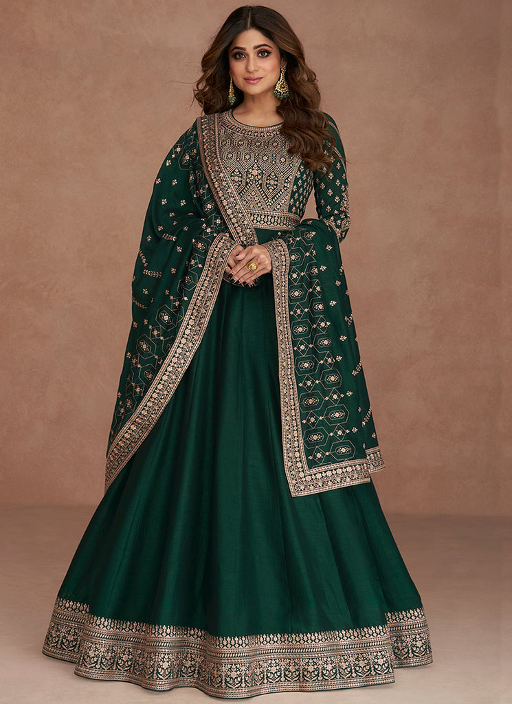 Shop Indian Gown In USA, UK, Canada, Germany, Mauritius, Singapore With Free Shipping Worldwide.