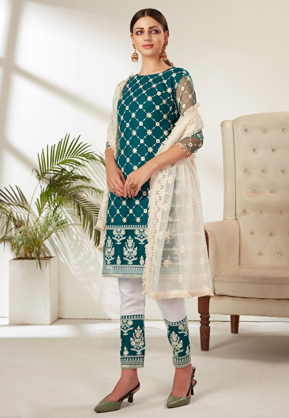 Turquoise And White Pant Suit In canada