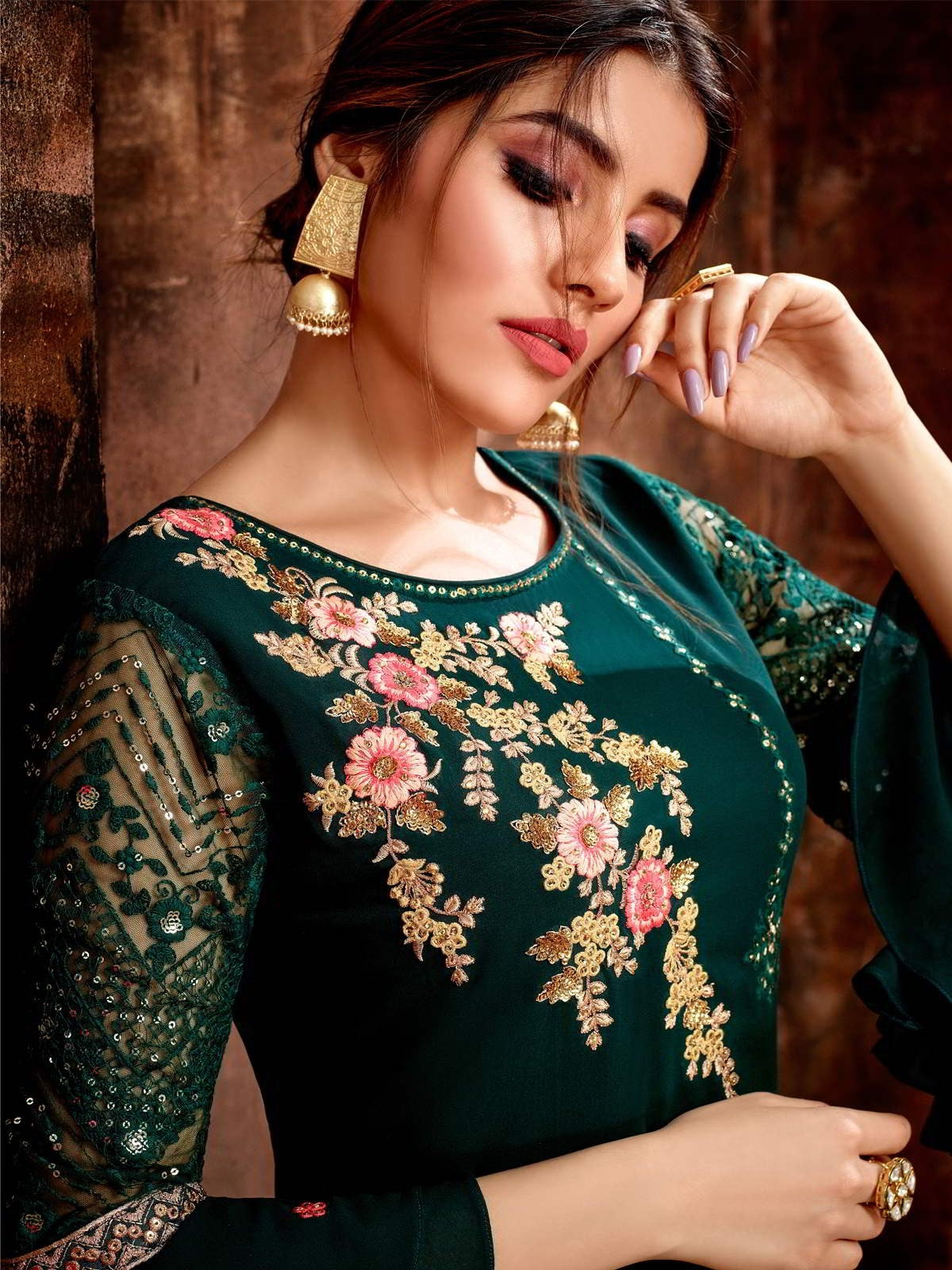 Green And Pink Traditional Pakistani Pant Suit