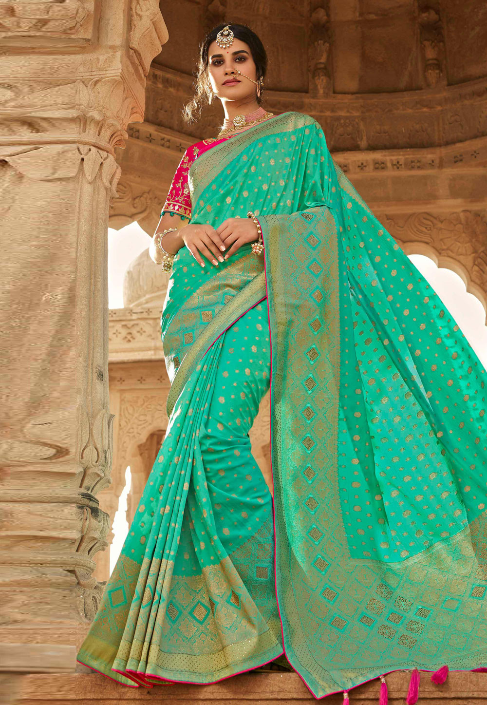 Green Bridal Woven Banarasi Silk Saree With Pink Blouse