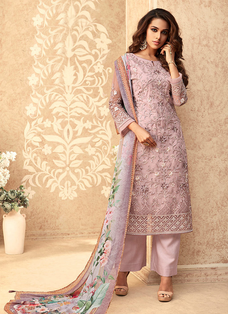 Light Purple Pakistani Salwar Kameez